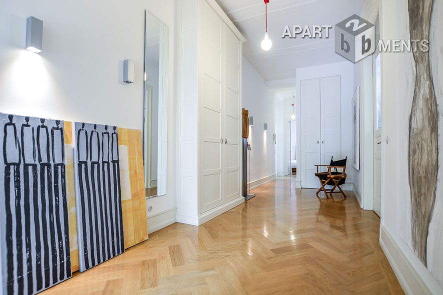 Furnished old building flat with elevator at Volksgarten in Cologne Neustadt-Süd