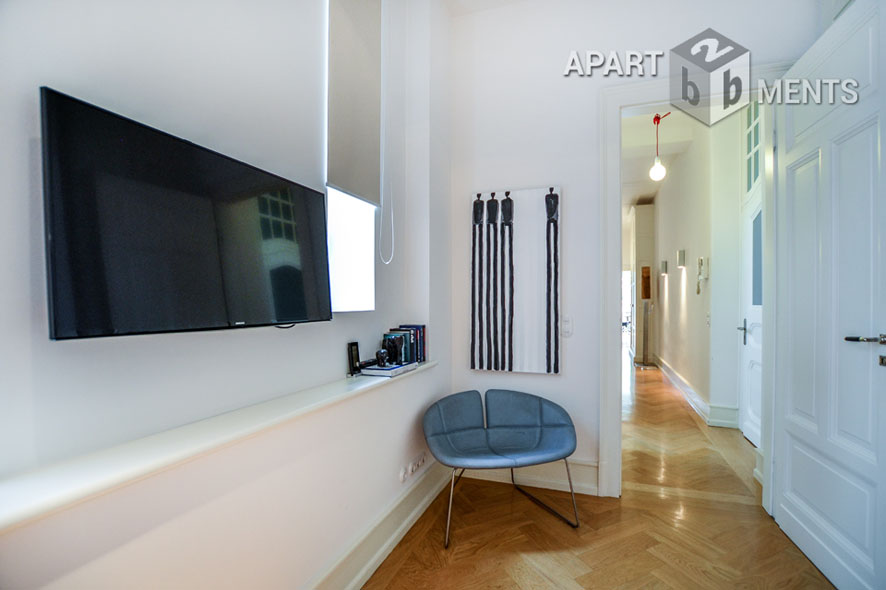 Furnished old building flat with elevator at Volksgarten in Cologne Neustadt-Süd