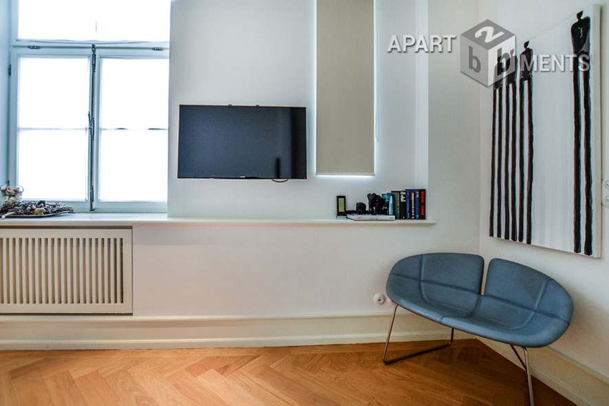 Furnished old building flat with elevator at Volksgarten in Cologne Neustadt-Süd