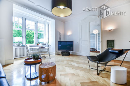 Furnished old building flat with elevator at Volksgarten in Cologne Neustadt-Süd