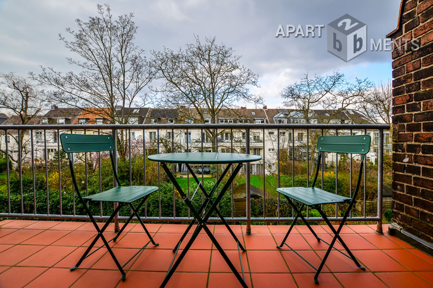 Furnished apartment with balcony in Cologne-Braunsfeld - First move-in