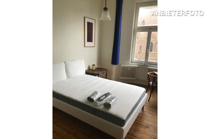 Möbliertes Zimmer in einer 100 m² Wohnung in Köln-Nippes