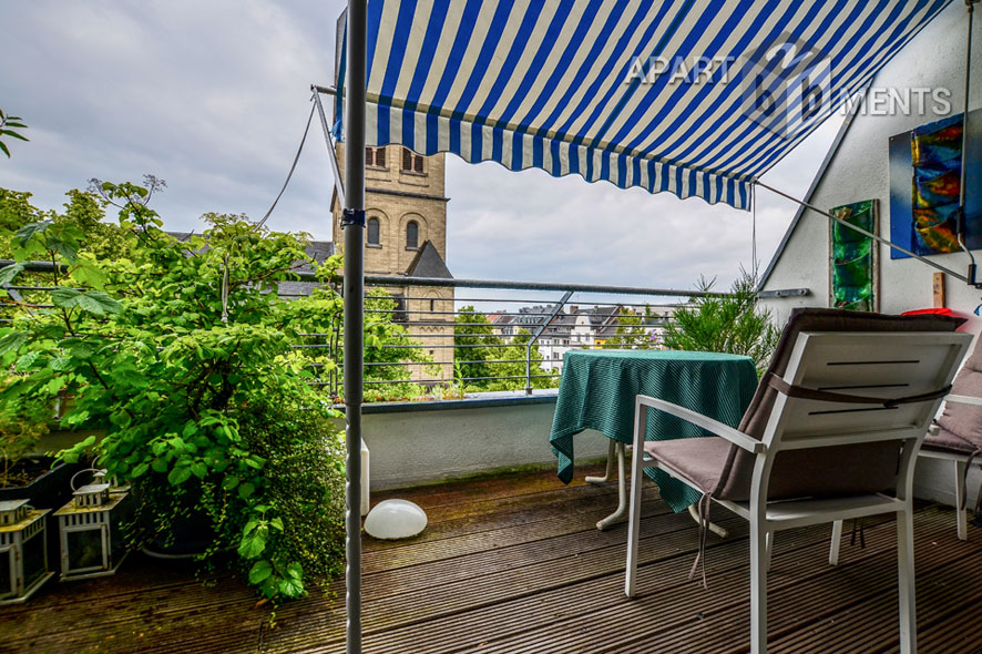 Möblierte Maisonette in zentraler Lage in Köln-Sülz