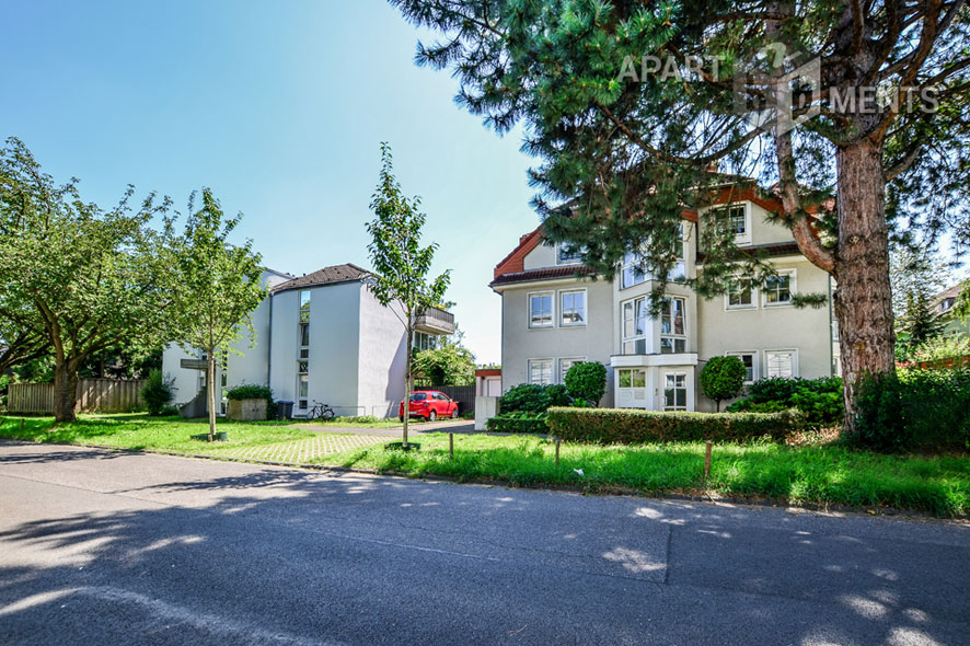 Teilmöblierte 3-Zimmer-Wohnung mit hochwertiger Einbauküche und Balkon in Köln-Weiden