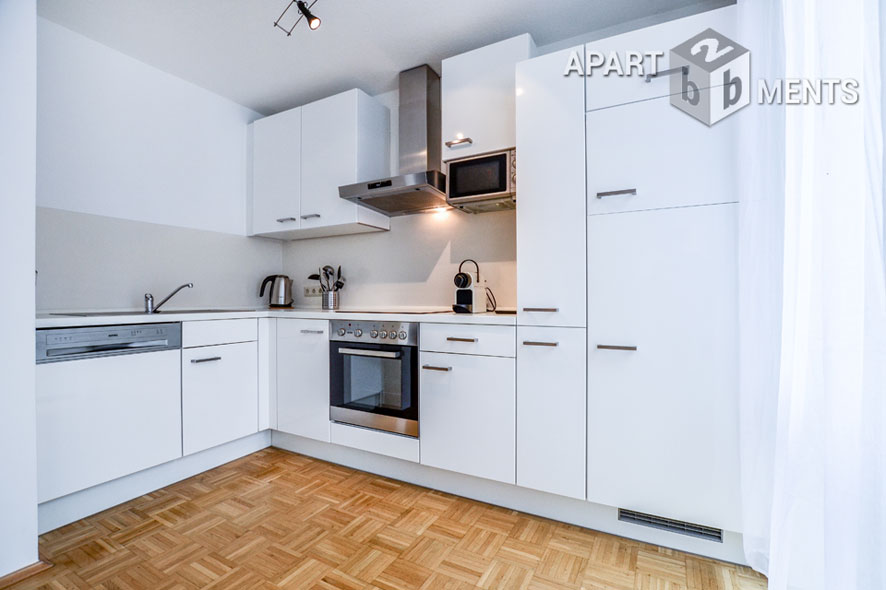 Möbliertes Cityapartment mit Balkon in Köln-Altstadt-Nord-Friesenviertel