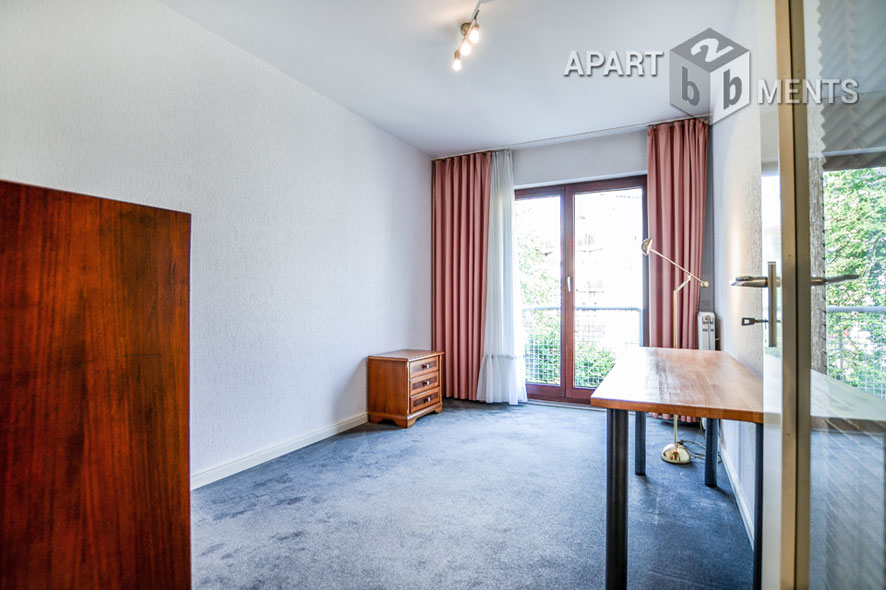 Furnished 3-room apartment with balcony in Cologne-Riehl