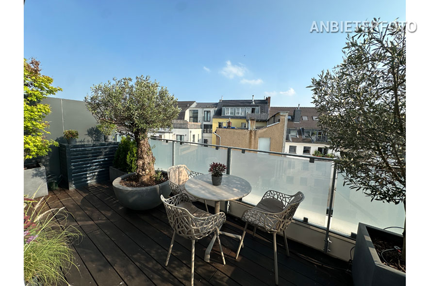 Modern möblierte Wohnung in außergewöhnlicher Wohnanlage in Köln-Altstadt-Nord
