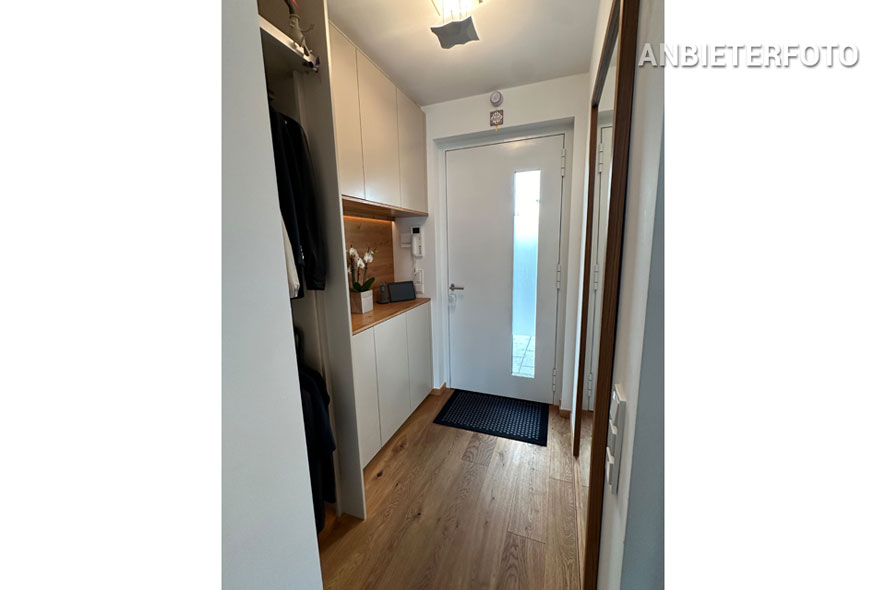 Modern möblierte Wohnung in außergewöhnlicher Wohnanlage in Köln-Altstadt-Nord