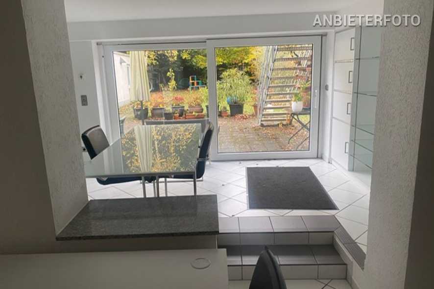 Furnished apartment with terrace in Cologne-Riehl