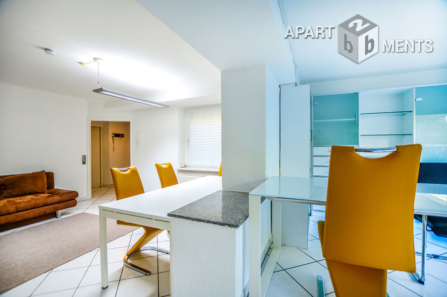 Möblierte Wohnung mit Terrasse in Köln-Riehl