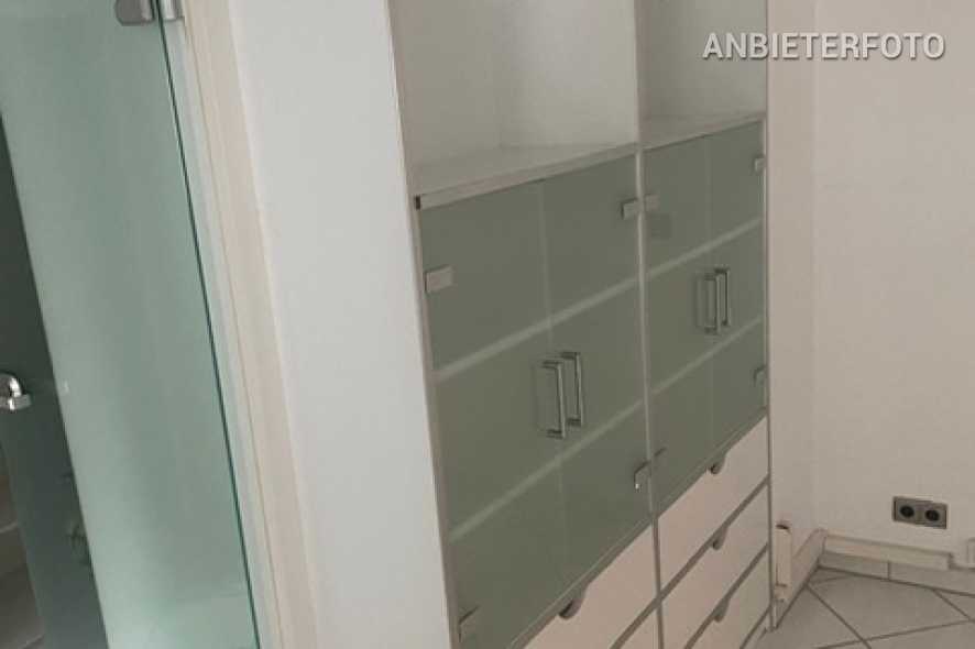 Furnished apartment with terrace in Cologne-Riehl