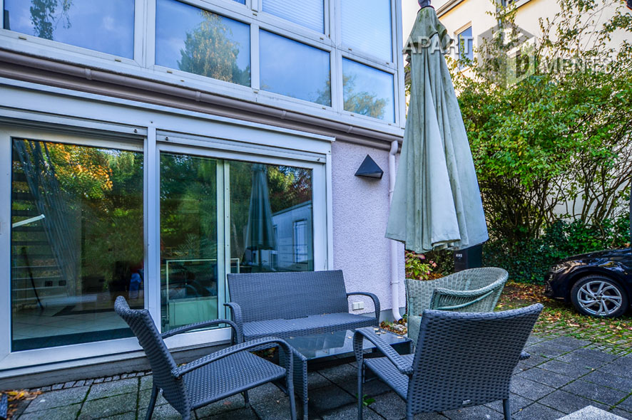 Möblierte Wohnung mit Terrasse in Köln-Riehl