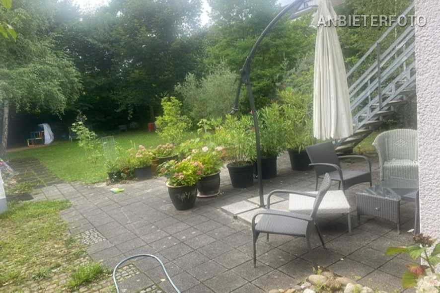 Furnished apartment with terrace in Cologne-Riehl