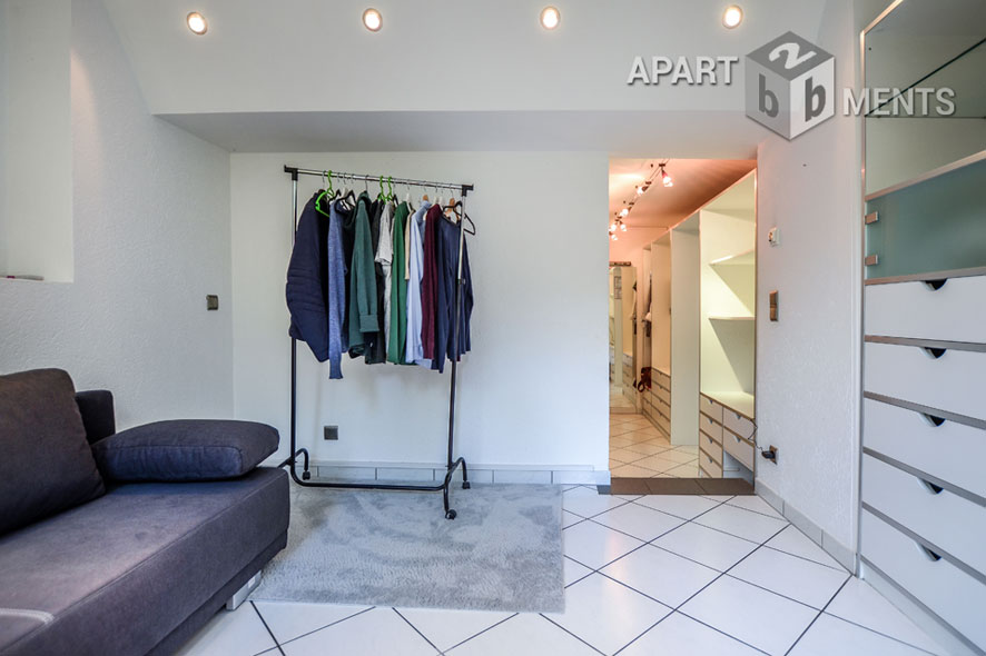 Möblierte Wohnung mit Terrasse in Köln-Riehl