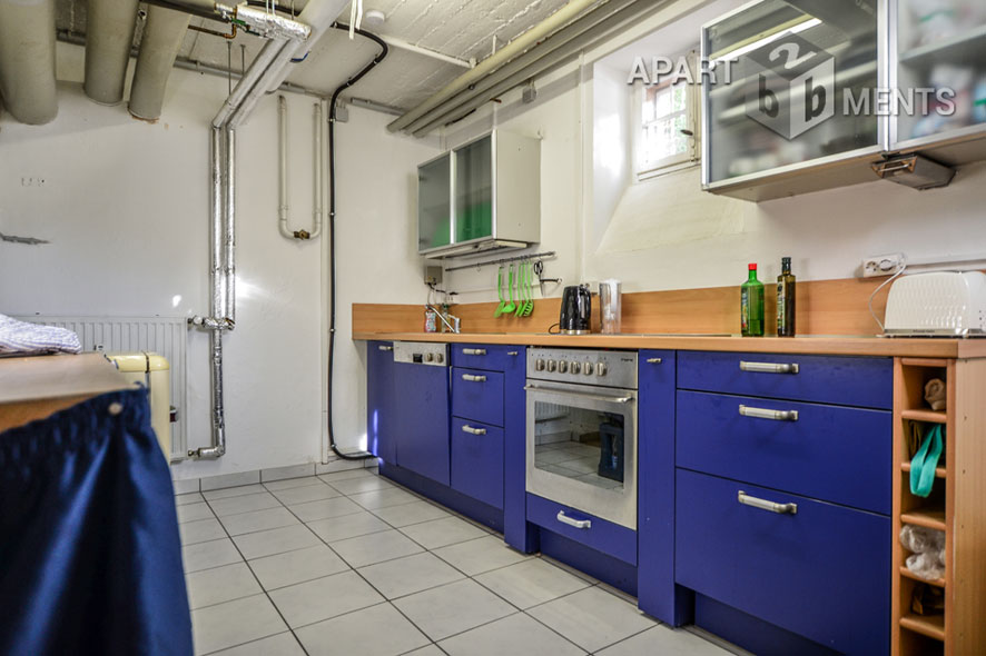 Möblierte Wohnung mit Terrasse in Köln-Riehl