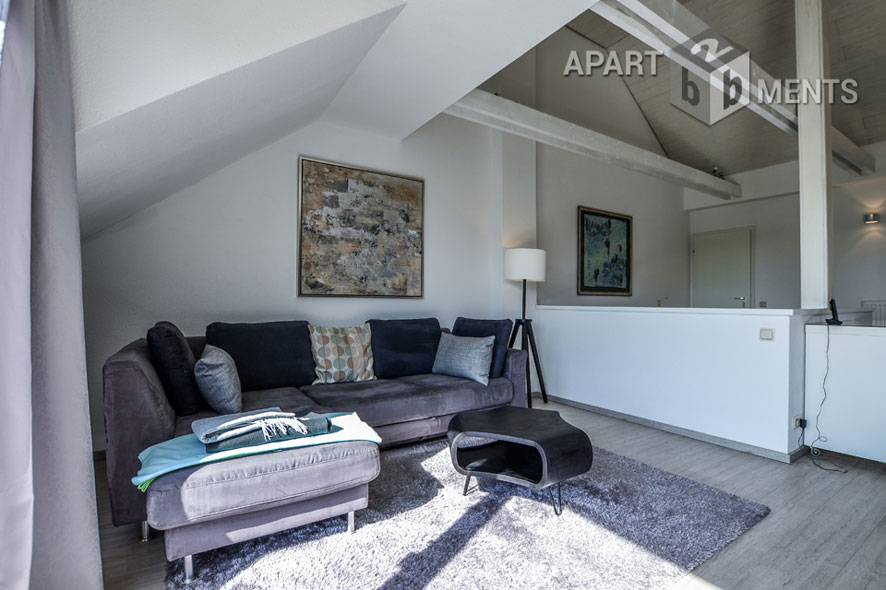 Möblierte Maisonette mit Dachterrasse im Blumenviertel in Hürth