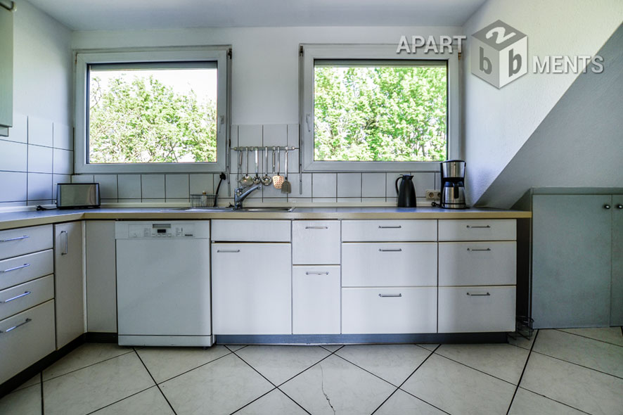 Möblierte Maisonette mit Dachterrasse im Blumenviertel in Hürth