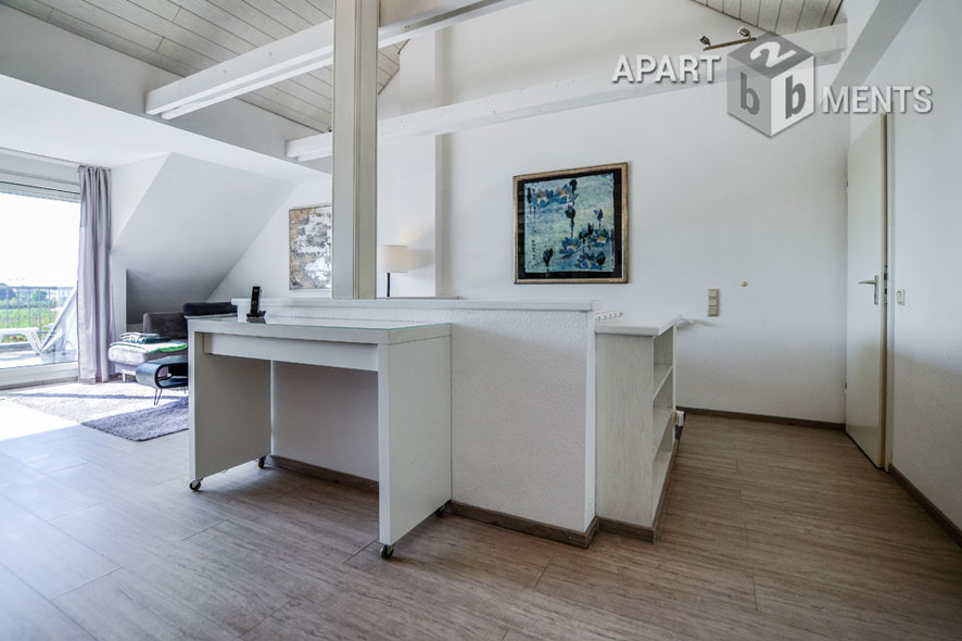 Möblierte Maisonette mit Dachterrasse im Blumenviertel in Hürth