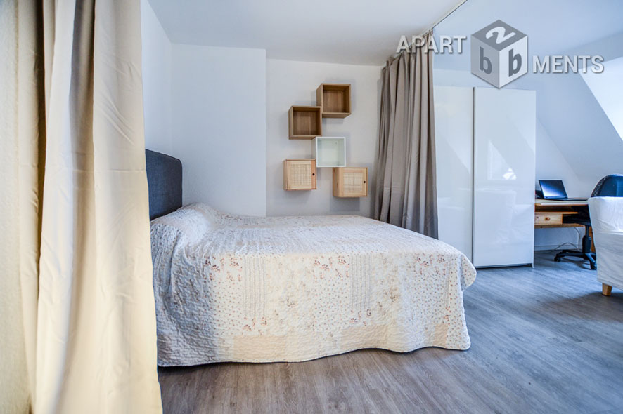 Möblierte Wohnung in zentraler aber ruhiger Lage von Köln-Altstadt-Süd