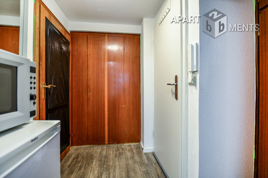 Modern möbliertes Dachgeschoss-Apartment in Köln-Neuehrenfeld