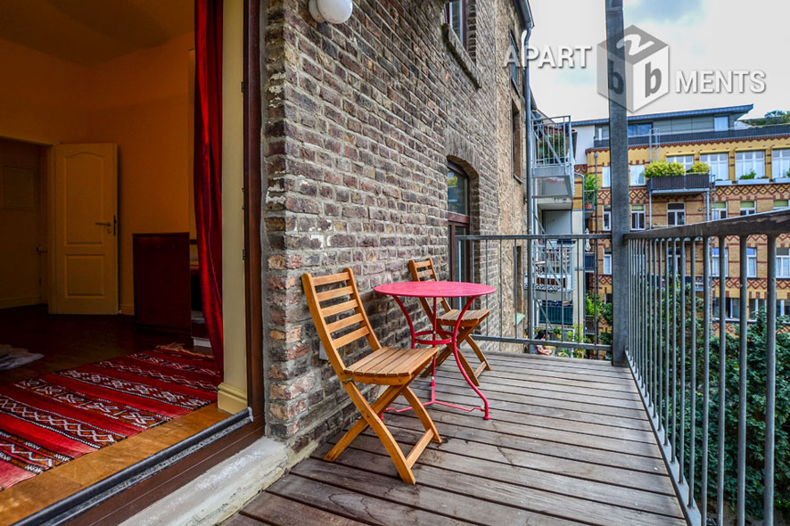 Fully furnished 2-room apartment with balcony in the Belgian Quarter in Cologne Neustadt-Nord
