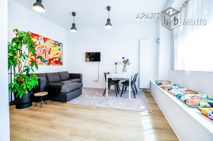 Modern möbliertes 2-Zimmer-Apartment in Köln-Sülz - Erstbezug