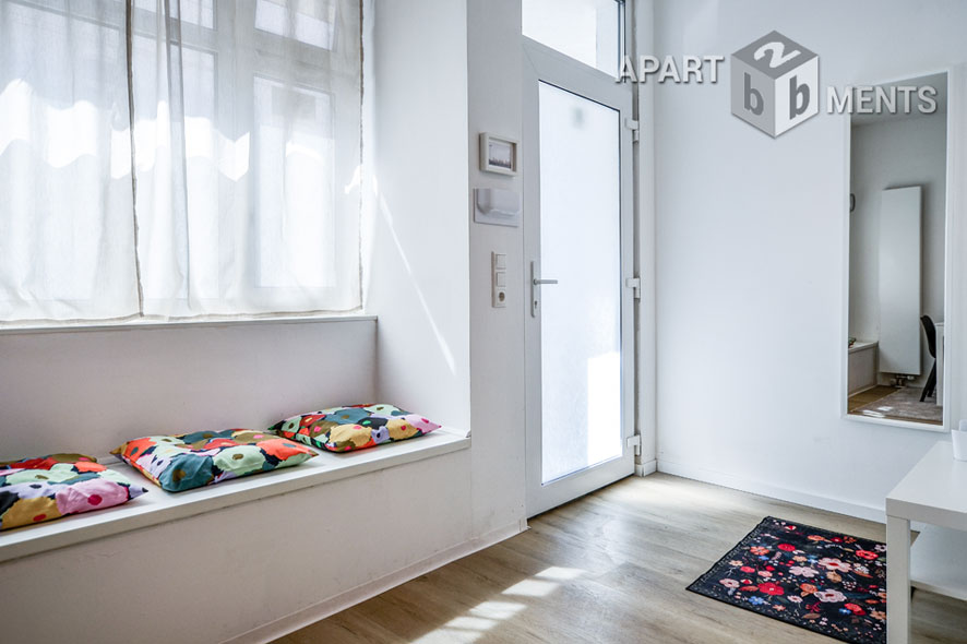 Modern möbliertes 2-Zimmer-Apartment in Köln-Sülz - Erstbezug