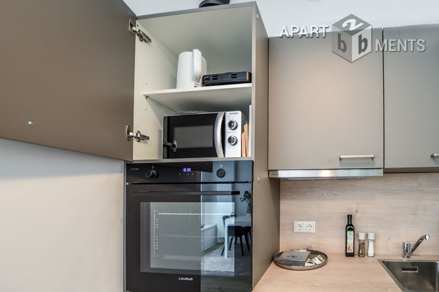 Modern möbliertes 2-Zimmer-Apartment in Köln-Sülz - Erstbezug