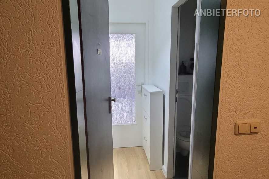Furnished apartment with balcony in Cologne-Zollstock