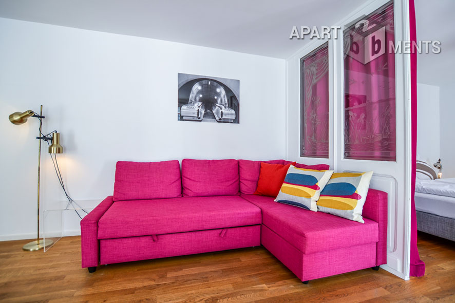 Modern furnished 2-room studio in Cologne-Neustadt-Süd
