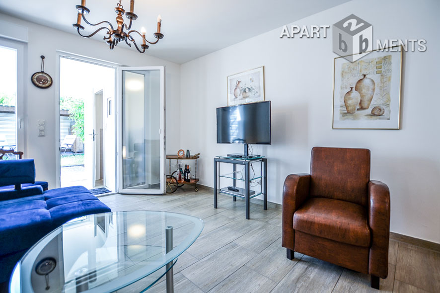 Furnished apartment on 2 levels with private garden in Cologne-Bickendorf