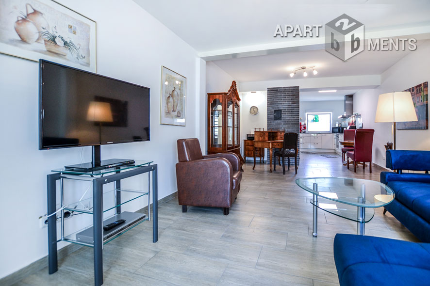 Furnished apartment on 2 levels with private garden in Cologne-Bickendorf