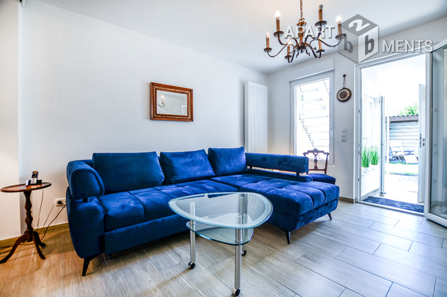 Furnished apartment on 2 levels with private garden in Cologne-Bickendorf