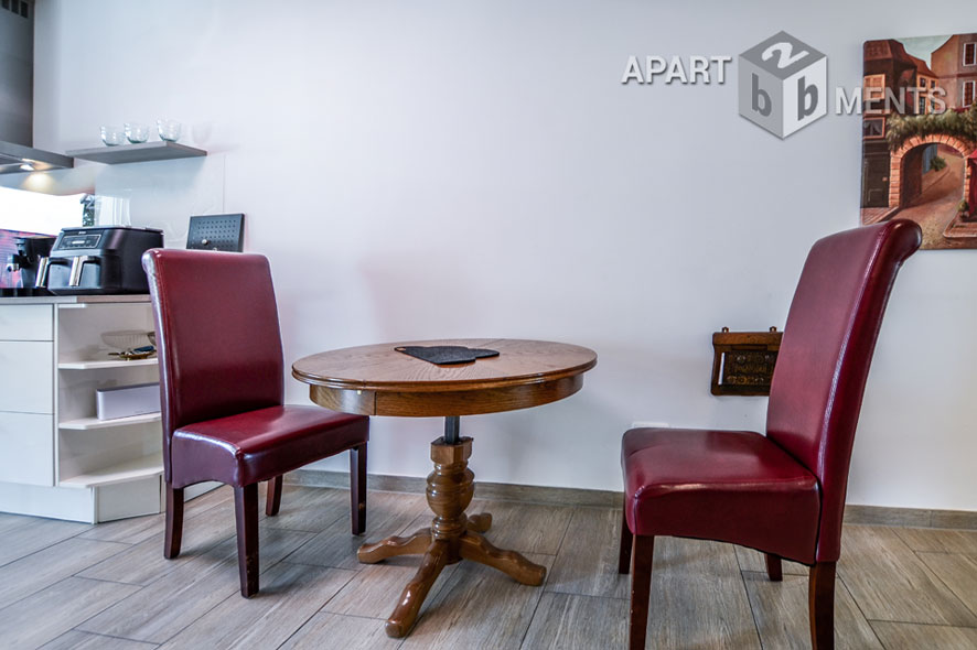 Furnished apartment on 2 levels with private garden in Cologne-Bickendorf