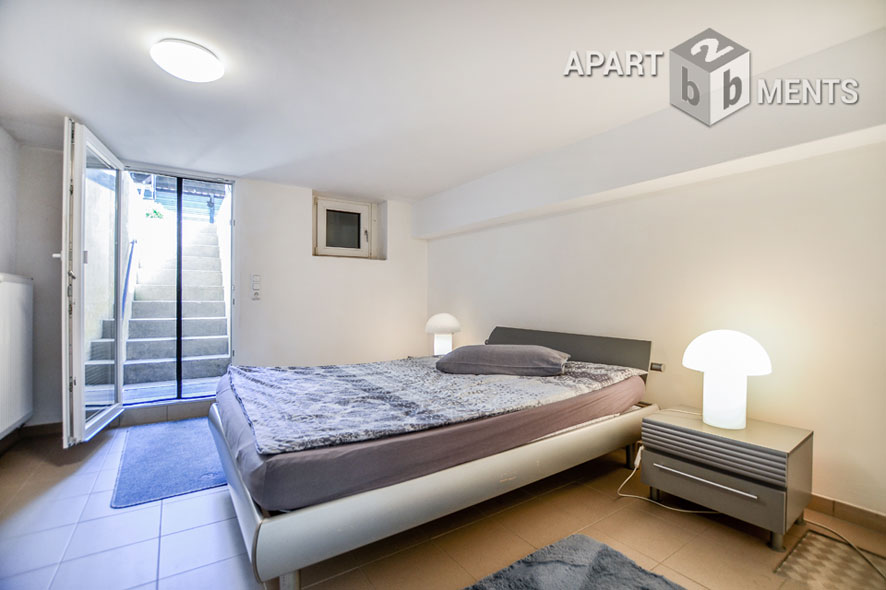 Furnished apartment on 2 levels with private garden in Cologne-Bickendorf