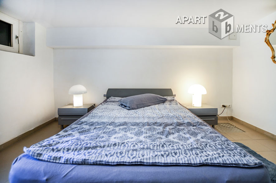 Furnished apartment on 2 levels with private garden in Cologne-Bickendorf