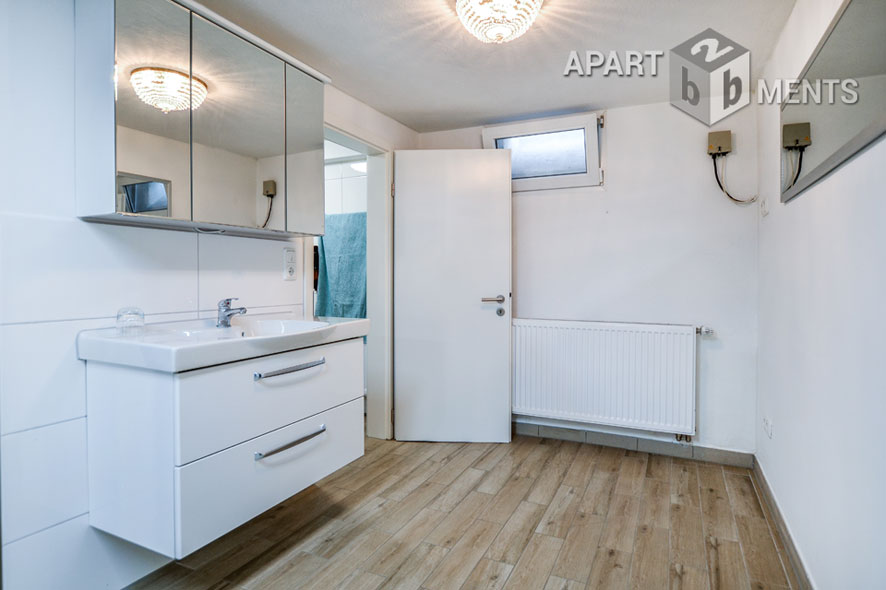 Furnished apartment on 2 levels with private garden in Cologne-Bickendorf