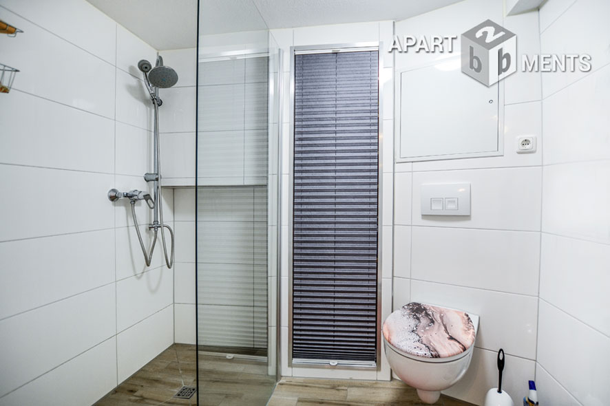 Furnished apartment on 2 levels with private garden in Cologne-Bickendorf