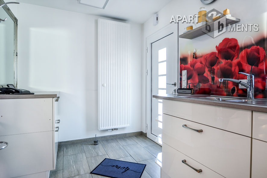 Furnished apartment on 2 levels with private garden in Cologne-Bickendorf