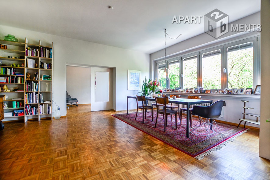 Möblierte Großraumwohnung mit Blick in den Stadtgarten in Köln-Neustadt-Süd