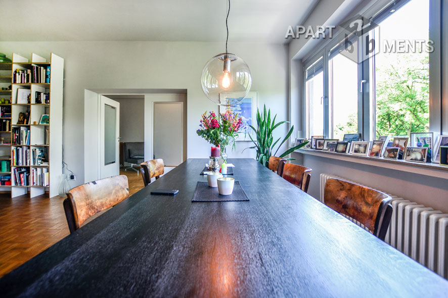 Möblierte Großraumwohnung mit Blick in den Stadtgarten in Köln-Neustadt-Süd