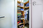 Möblierte Großraumwohnung mit Blick in den Stadtgarten in Köln-Neustadt-Süd