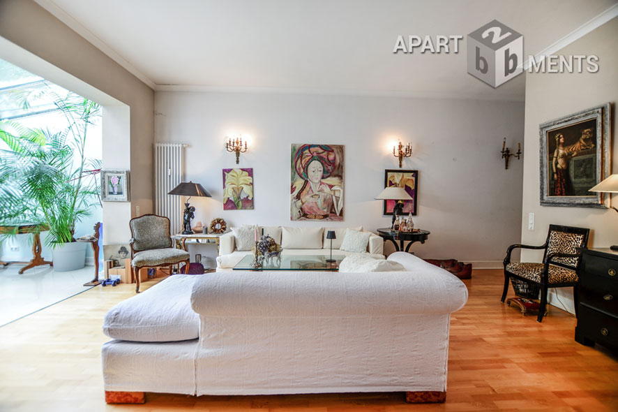 Modern furnished and spacious apartment with garden in Cologne-Neustadt-Süd