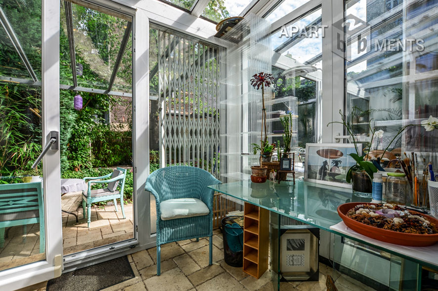 Modern furnished and spacious apartment with garden in Cologne-Neustadt-Süd