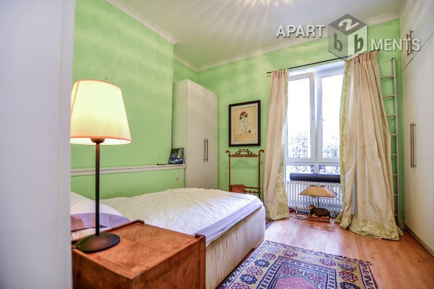Modern furnished and spacious apartment with garden in Cologne-Neustadt-Süd