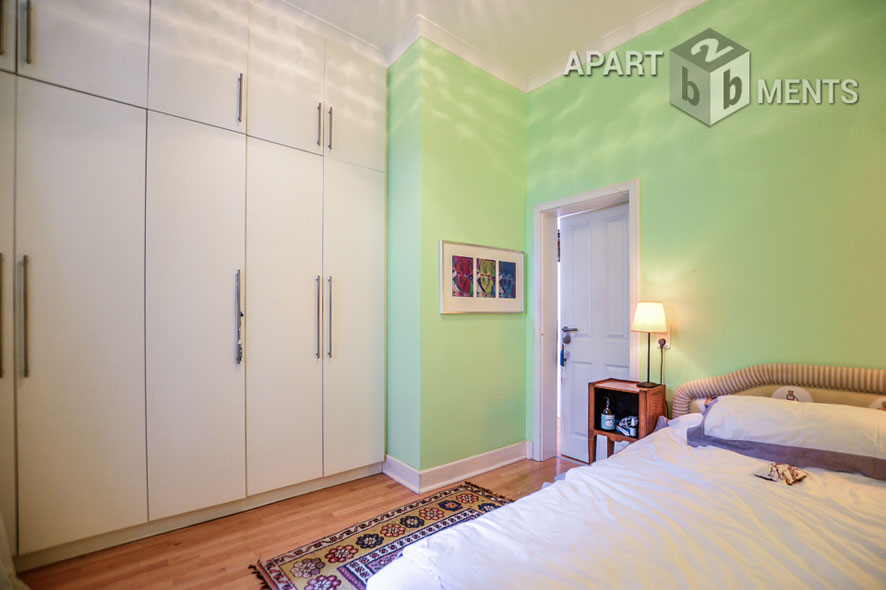 Modern furnished and spacious apartment with garden in Cologne-Neustadt-Süd