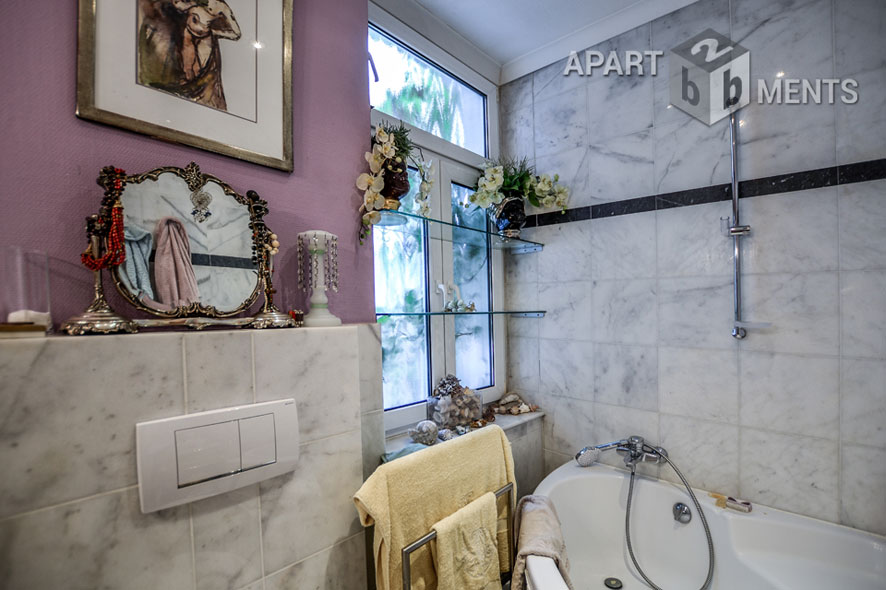 Modern furnished and spacious apartment with garden in Cologne-Neustadt-Süd