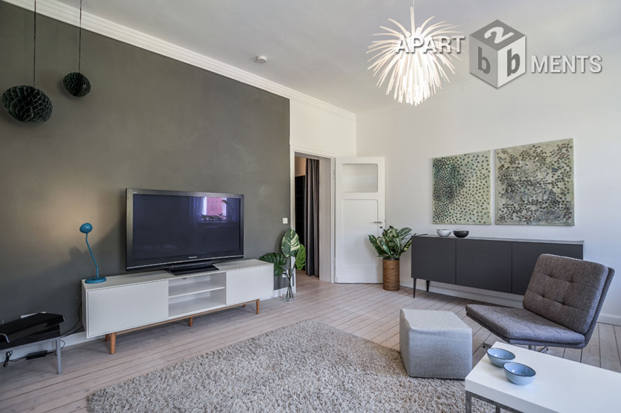 Hochwertig modern möblierte Wohnung mit Balkon in Köln-Altstadt-Süd