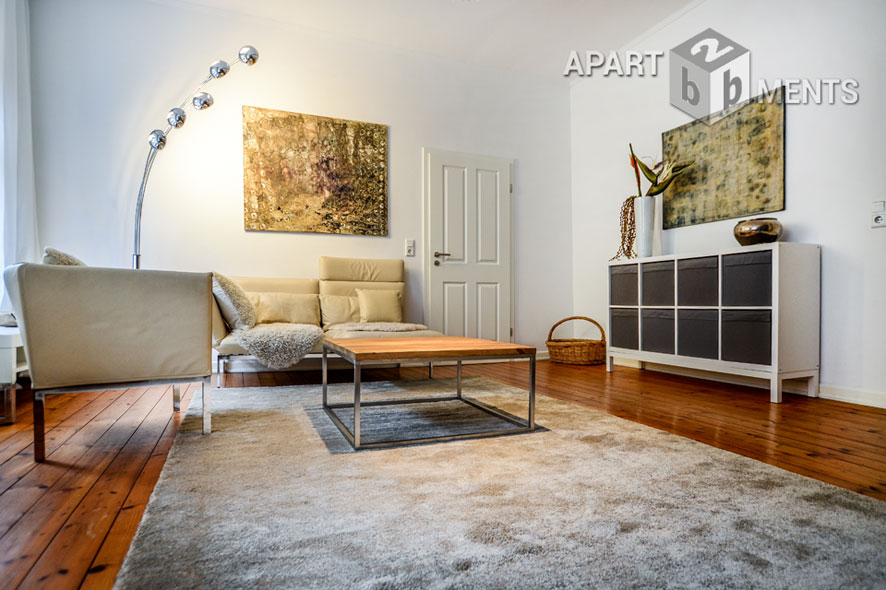 Hochwertig modern möblierte Wohnung mit Balkon in Köln-Altstadt-Süd