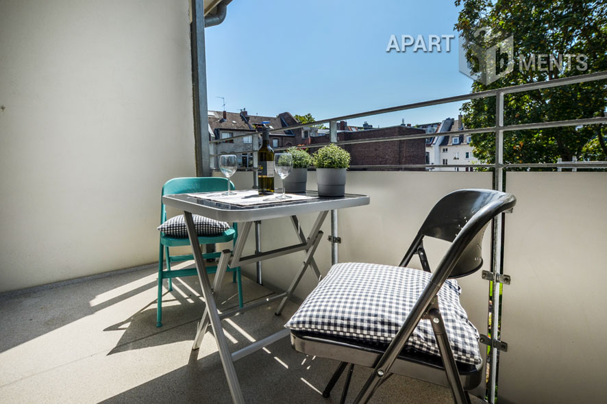 Hochwertig modern möblierte Wohnung mit Balkon in Köln-Altstadt-Süd